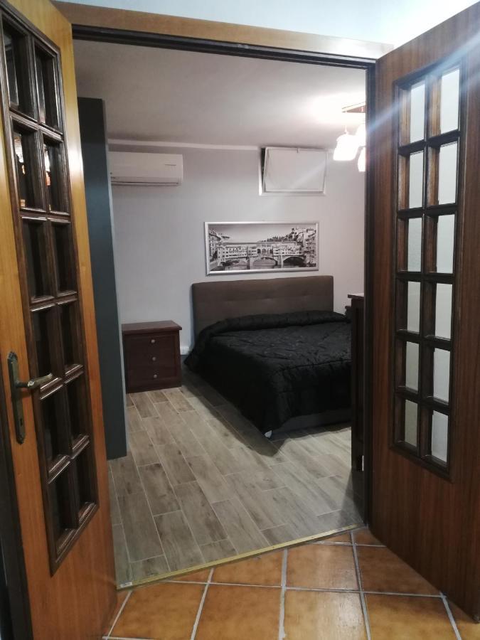La Taverna Appartamento Scala A Chiocciola Фоллоніка Екстер'єр фото