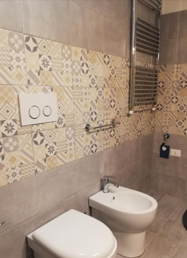 La Taverna Appartamento Scala A Chiocciola Фоллоніка Екстер'єр фото